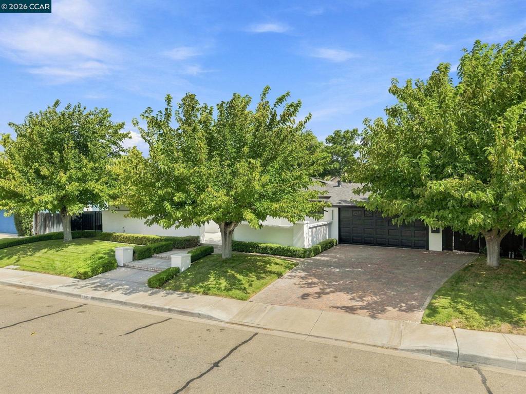840 Kane Circle