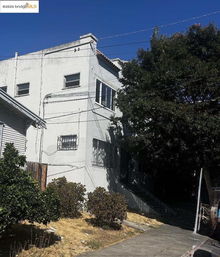 Well Kept Jewel in the heart of Fruitvale area. All 4 units have been recently updated with new flooring, recently painted interiors, and many other upgrades. Perfect central location in Fruitvale for many activities, Close to all shops and Bart station nearby. Shopping, Bart, restaurants, transportation all close by. Walk score is 89 and Bike score 77. BIG UPSIDE on rents, Rents are below market rents. Nice, Green, lush backyard area for privacy and tranquility. Walk to Fruitvale Bart station. MUCH interior work recently done to all 4 units. Stable tenants. Very clean interiors and updated. Great Investment and /or live in unit as a possibility.