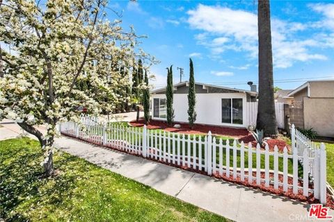 Photo of 5804 Los Ranchos Drive, Buena Park, CA 90620 (MLS # 26670747)