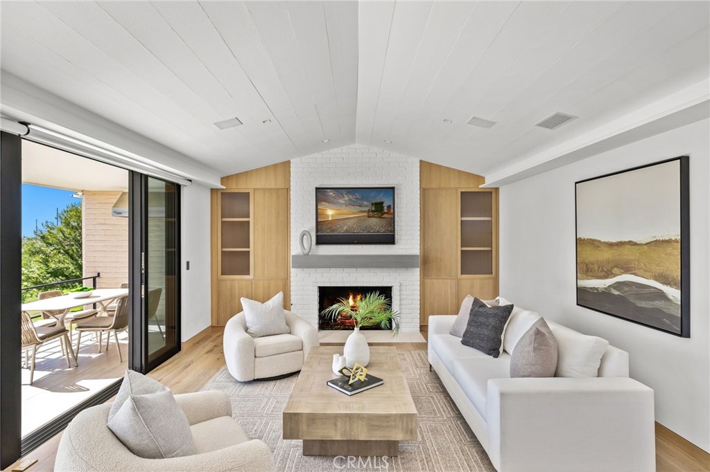 1075 Granville Drive