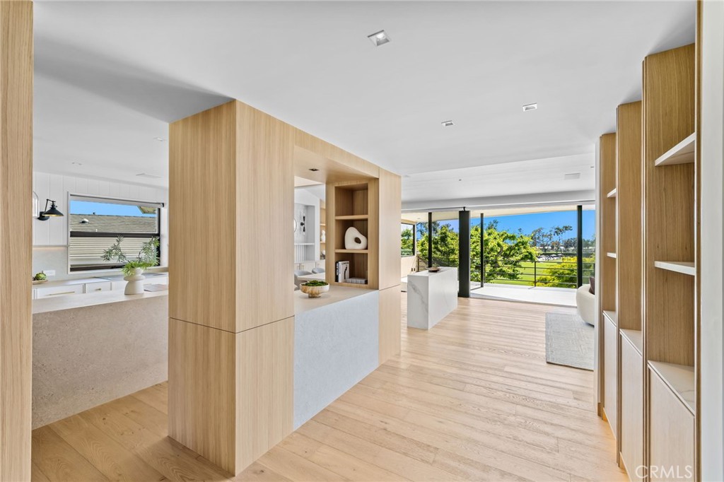 1075 Granville Drive