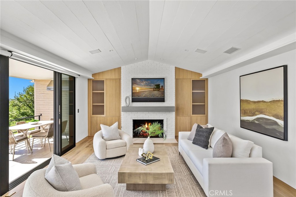 1075 Granville Drive