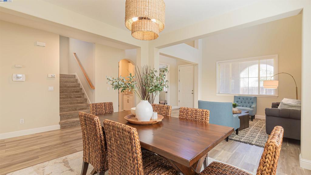 MOSS LANDING - Residential