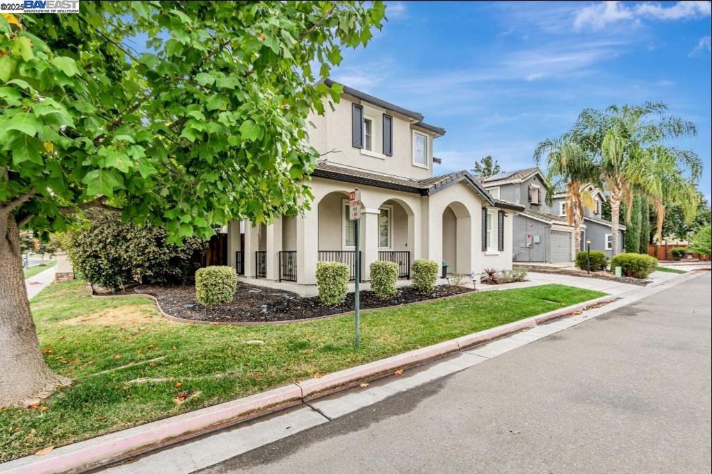 MOSS LANDING - Residential