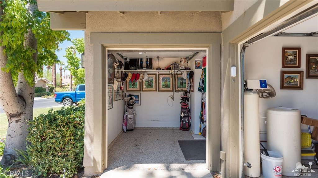 The Lakes Country Cl - Residential