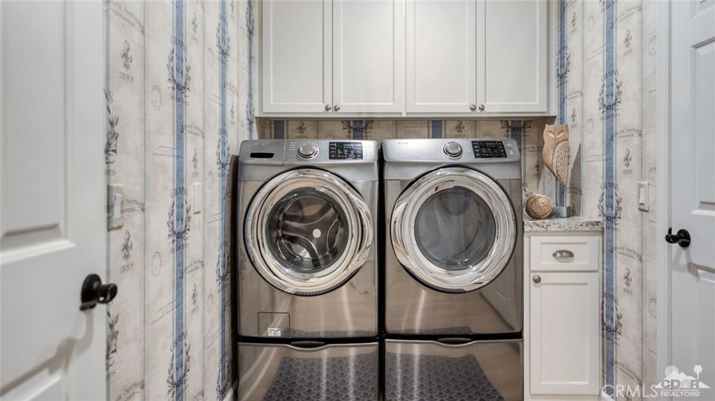 The Lakes Country Cl - Residential