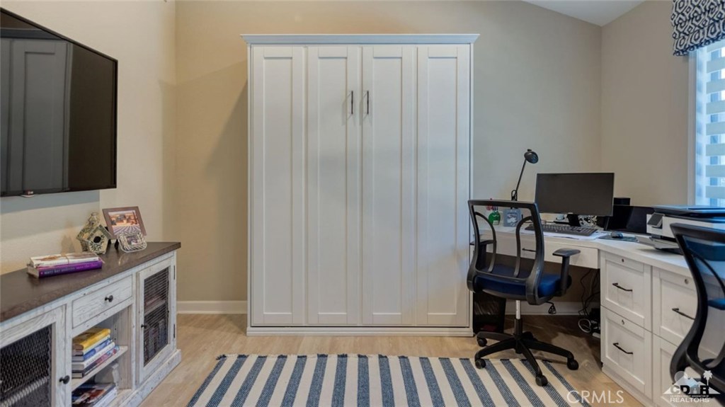 The Lakes Country Cl - Residential