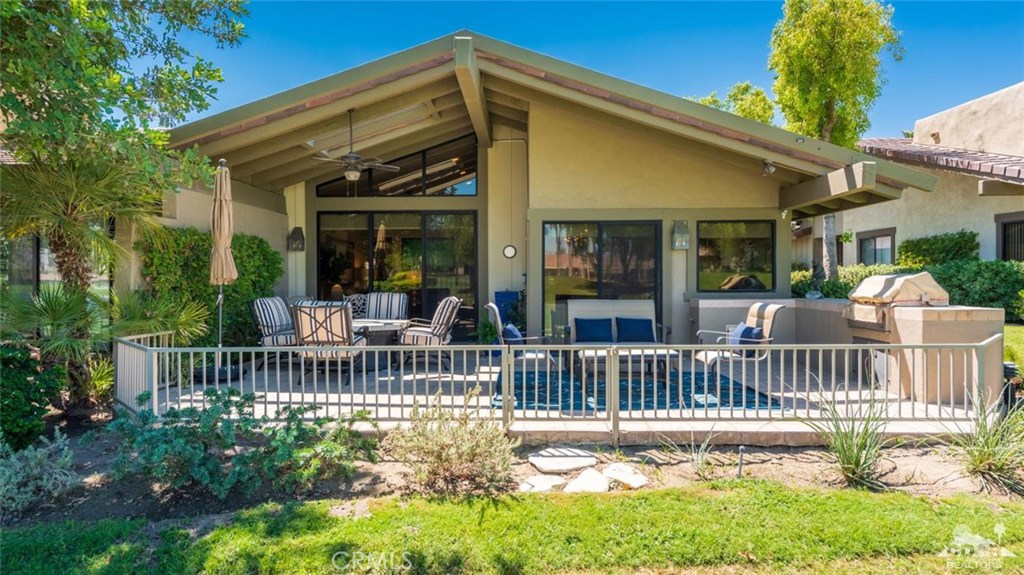 The Lakes Country Cl - Residential