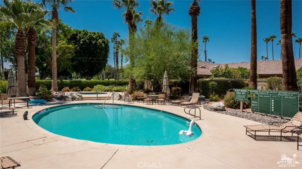 The Lakes Country Cl - Residential