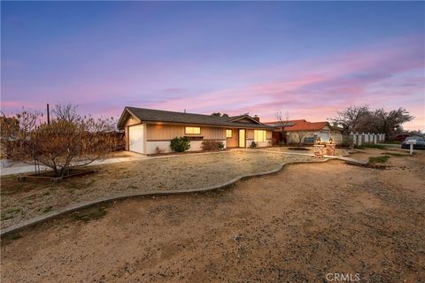 8260 Greenwood California City CA 93505