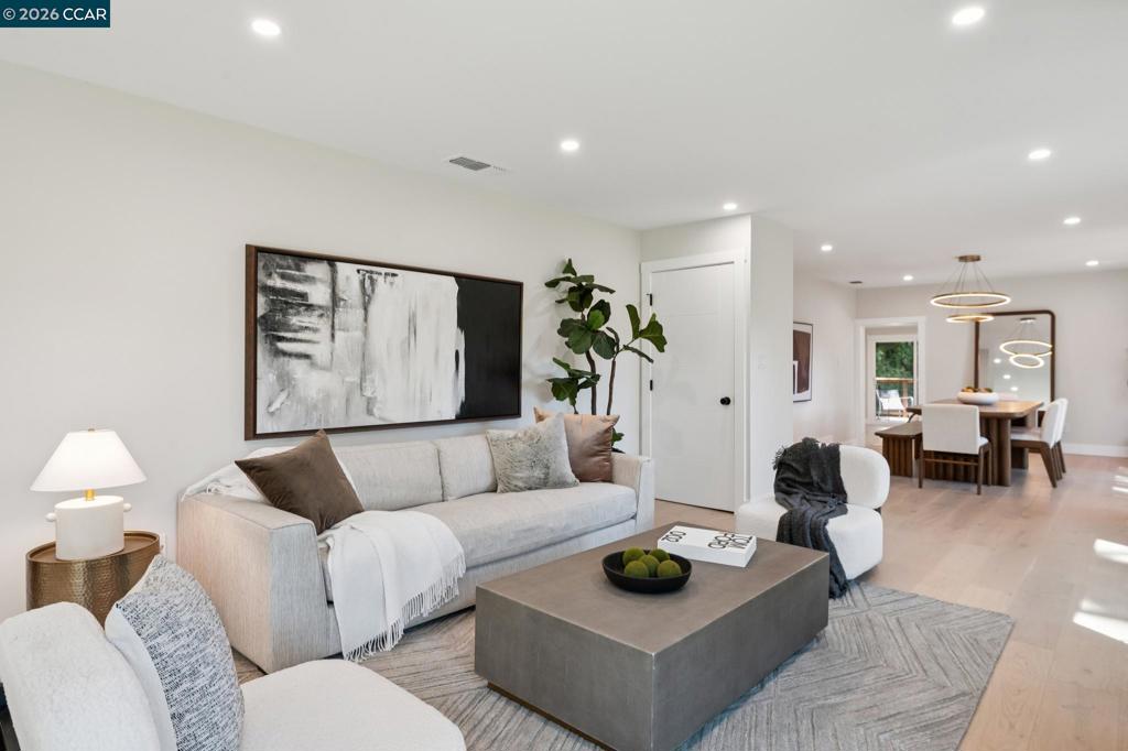 50 Overhill Rd