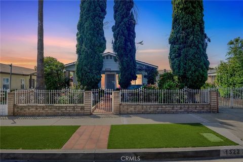 Photo of 1320 Mott Street, San Fernando, CA 91340 (MLS # SR26064528)