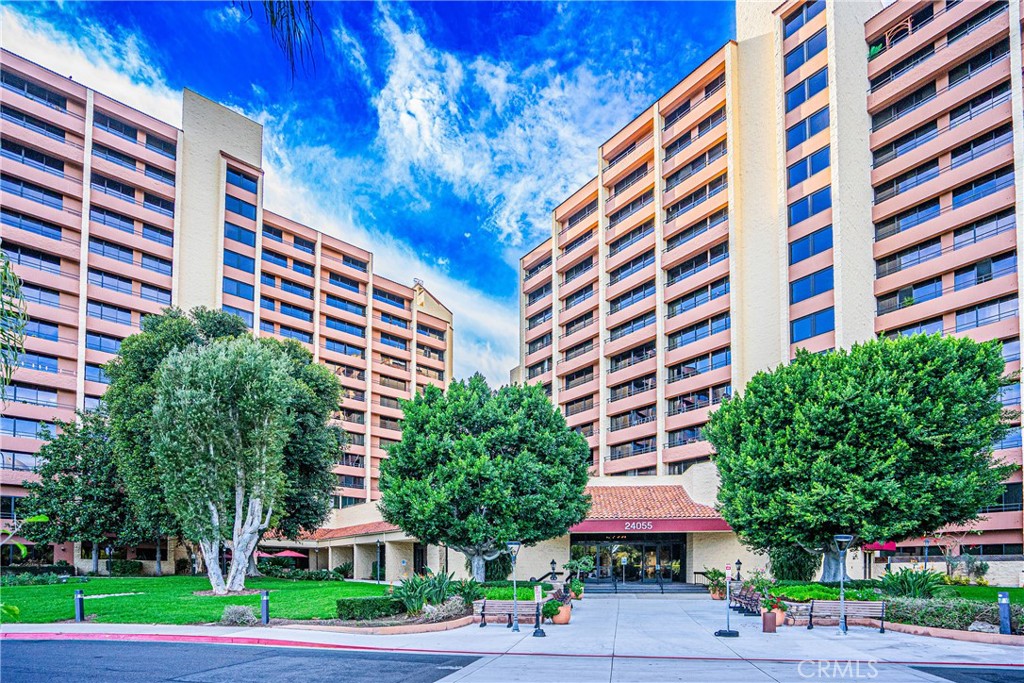 24055 Paseo Del Lago 254