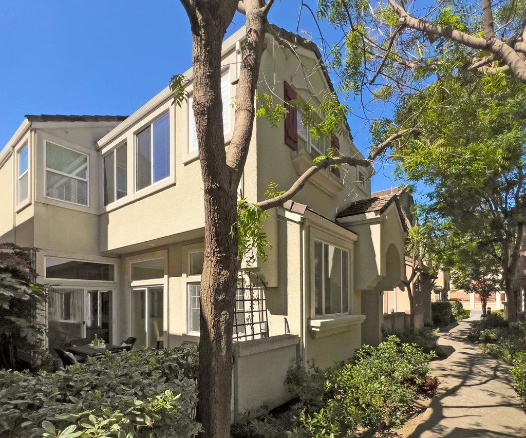 1511 Artisan Way