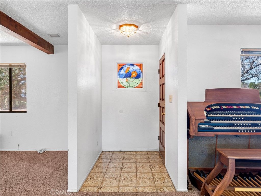 Photo of 7485 Glider Ave, Hesperia, CA 92345 (MLS # HD26026050)