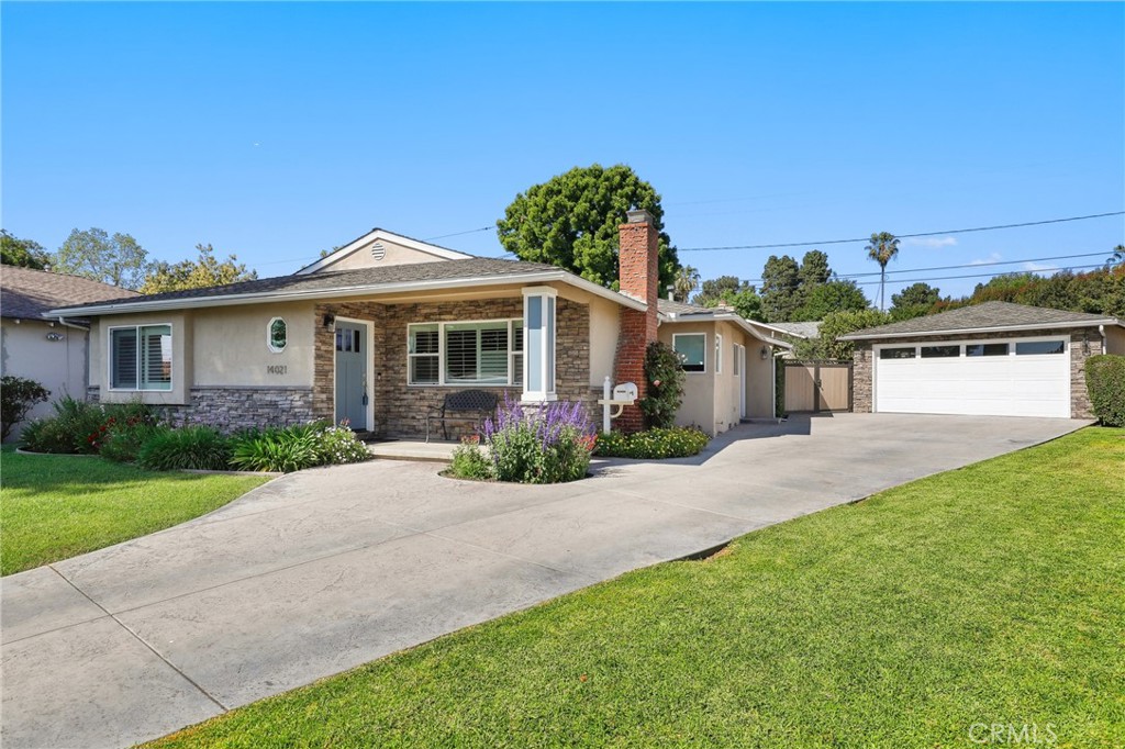 14021 Valna Drive