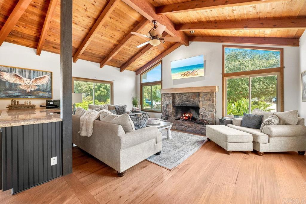 15935 Mac Tan Lane