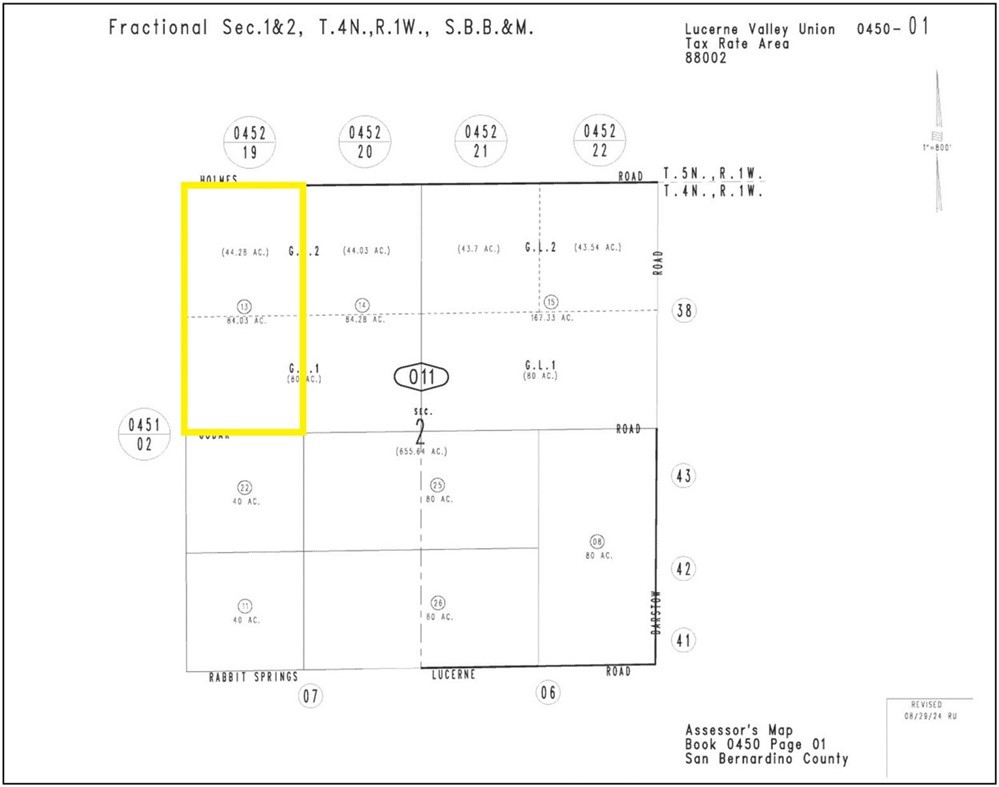Main image without alt text