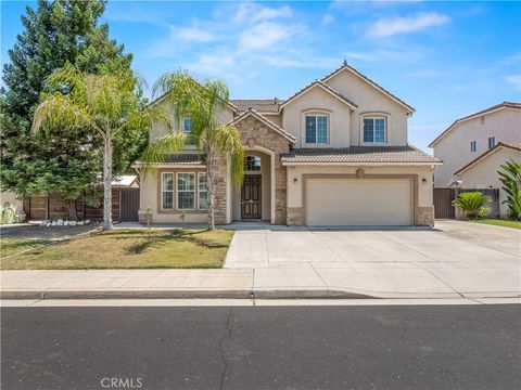 Photo of 2686 Robinwood AVE, Clovis, CA 93611 (MLS # FR26123497)