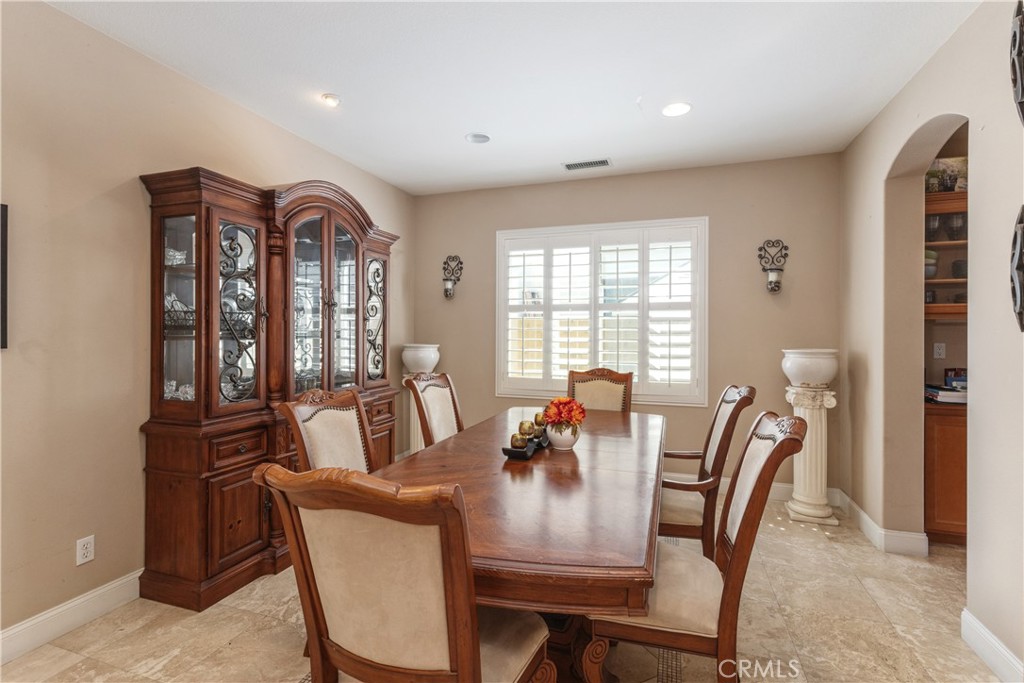 1547 Amberleaf
