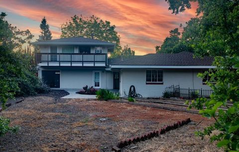 729 La Para Avenue Palo Alto CA 94306