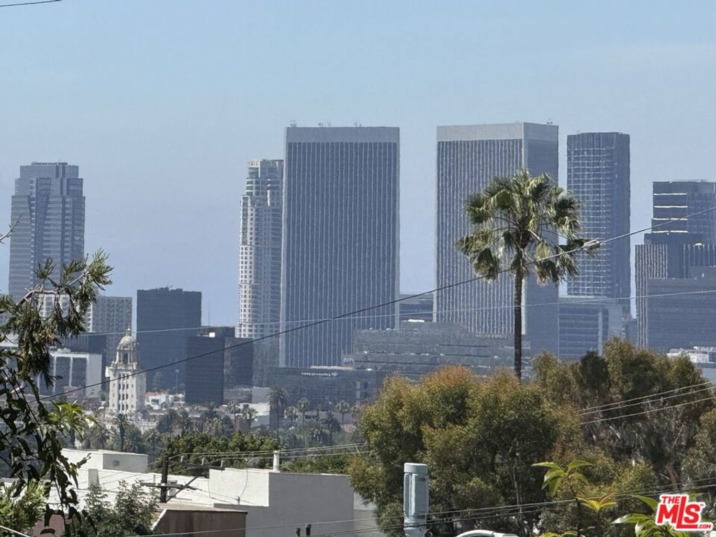 Photo of 1133 N Clark Street #103, West Hollywood, CA 90069 (MLS # 25598093)