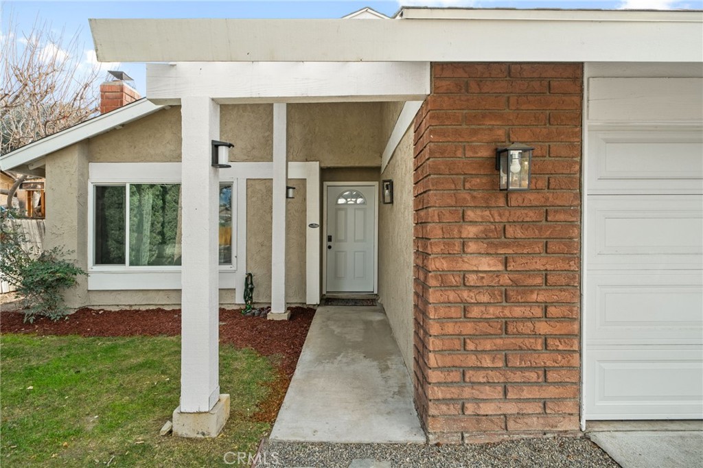 1038 Sandalwood Avenue