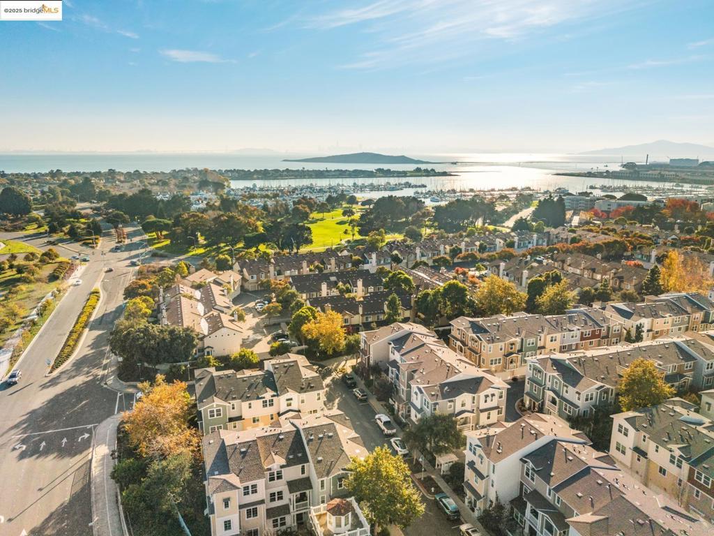 MARINA BAY NORTH - Residential