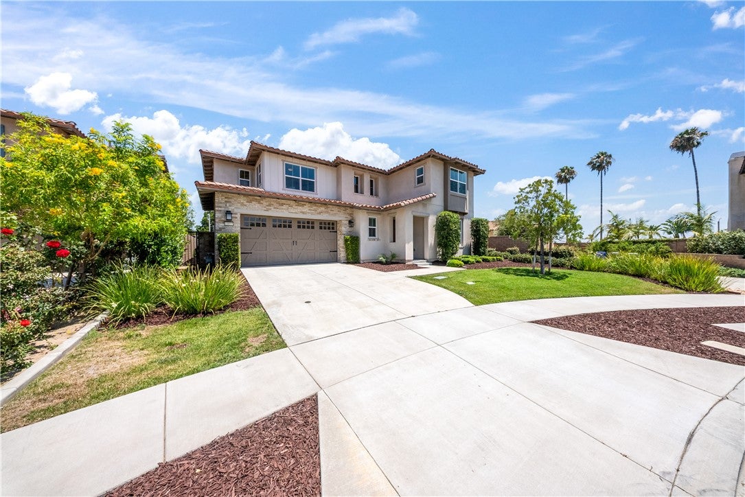 10095 Goldenrod Court