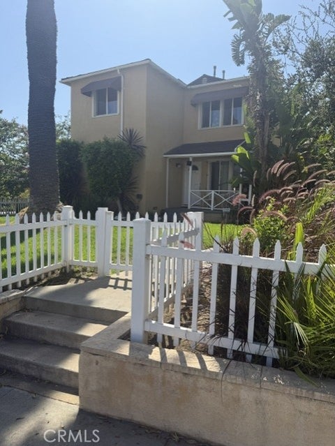 Photo of 1257 Lincoln Avenue, Pasadena, CA 91103 (MLS # GD26170095)