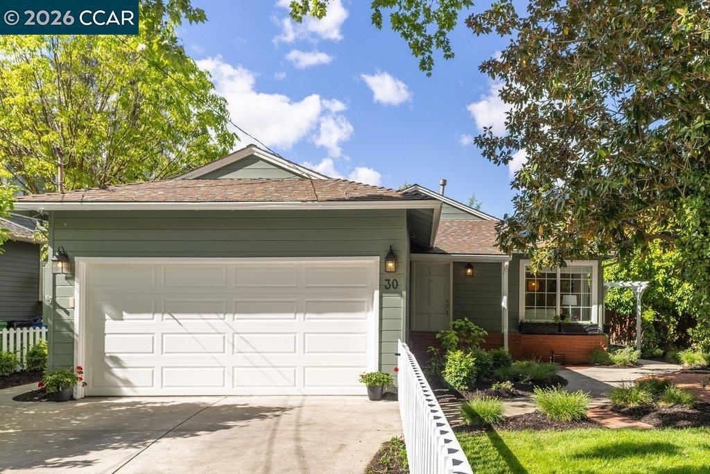 Photo of 30 Maple Ln, Walnut Creek, CA 94595 (MLS # 41130791)