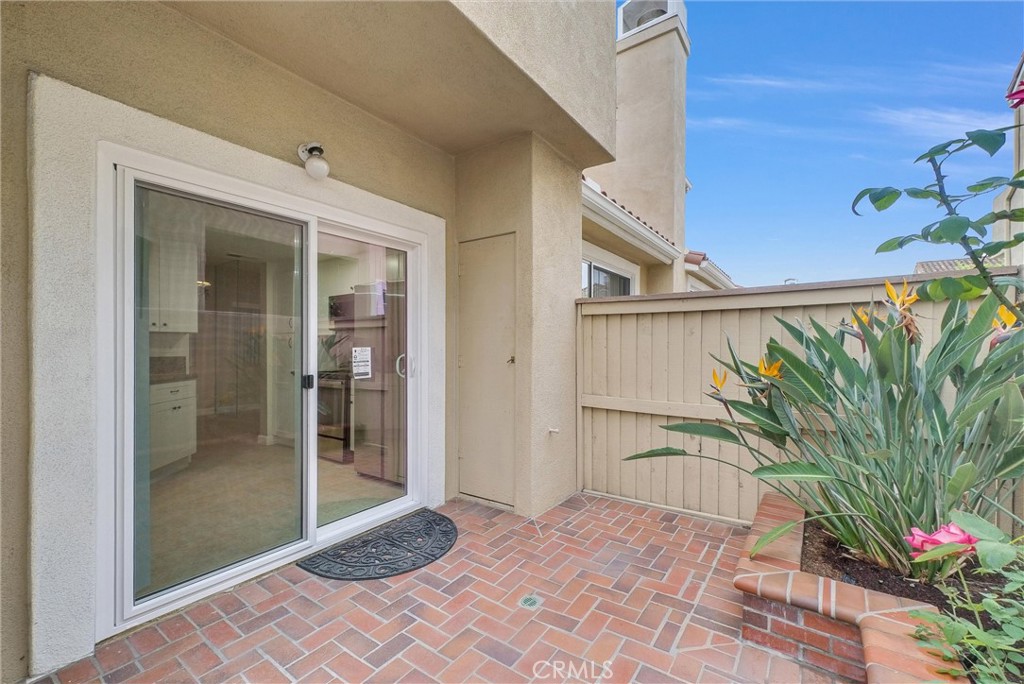 Estancia (ESTA) - Residential Lease