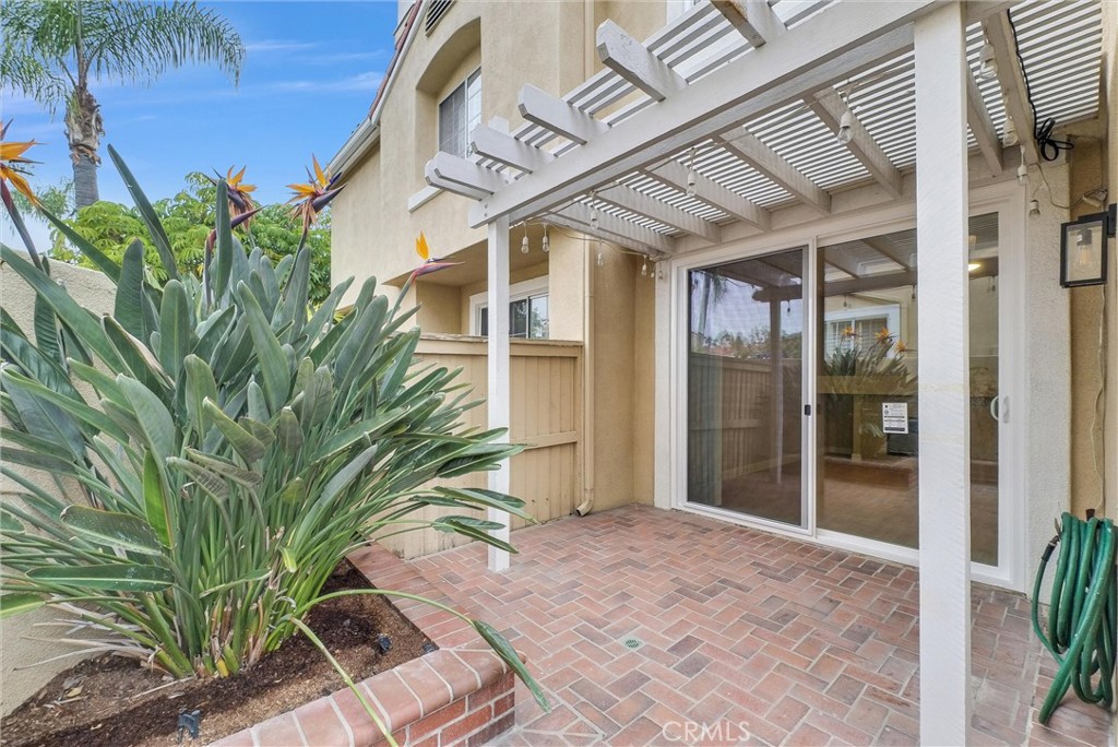 Estancia (ESTA) - Residential Lease