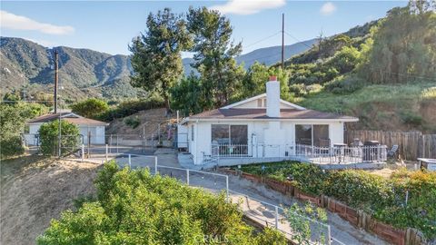 Photo of 33330 Zellar Street, Lake Elsinore, CA 92530 (MLS # DW26068294)