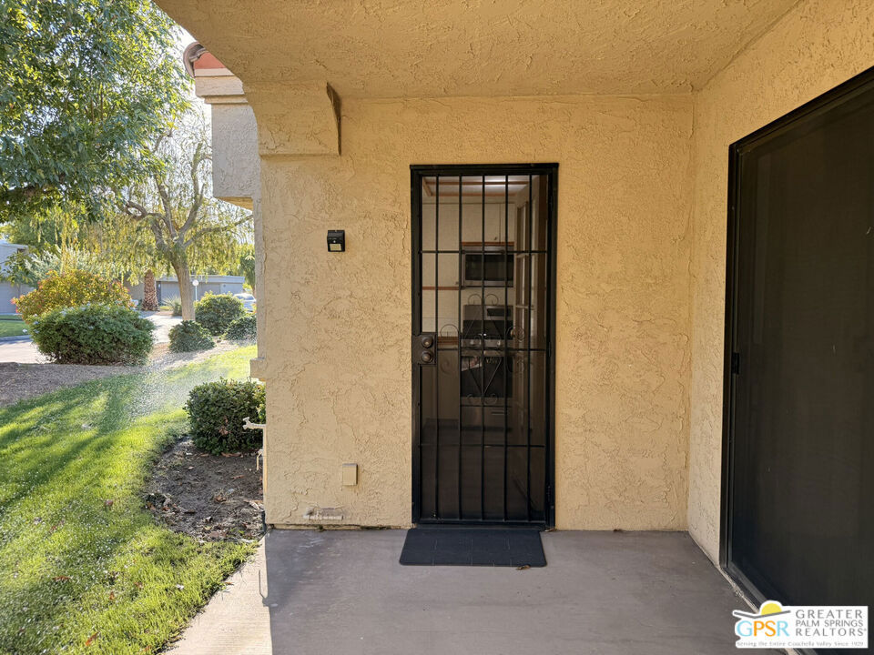 Cathedral Canyon Country Club - Residential