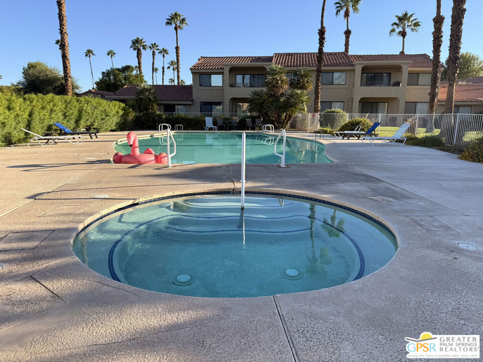 Cathedral Canyon Country Club - Residential