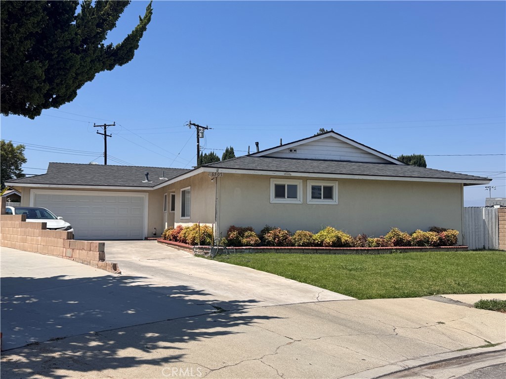 Front individual 4B2B unit. Move-in Ready!!
Newly remodel, new flooring, cabinet, bathroom. Close to supermarket, school, etc.