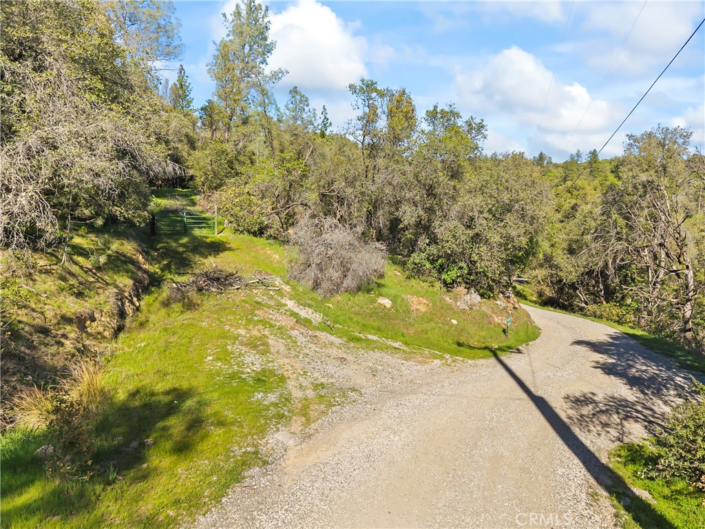 1371 Moccasin Trail