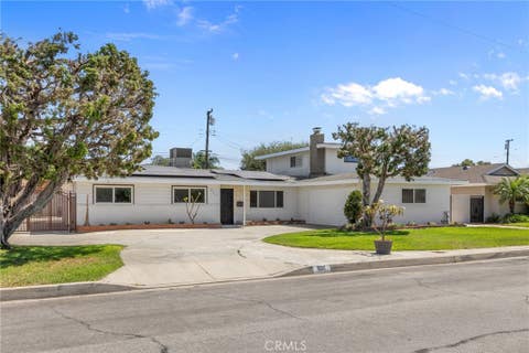 Photo of 931 W Bainbridge AVE, West Covina, CA 91790 (MLS # AR26165142)