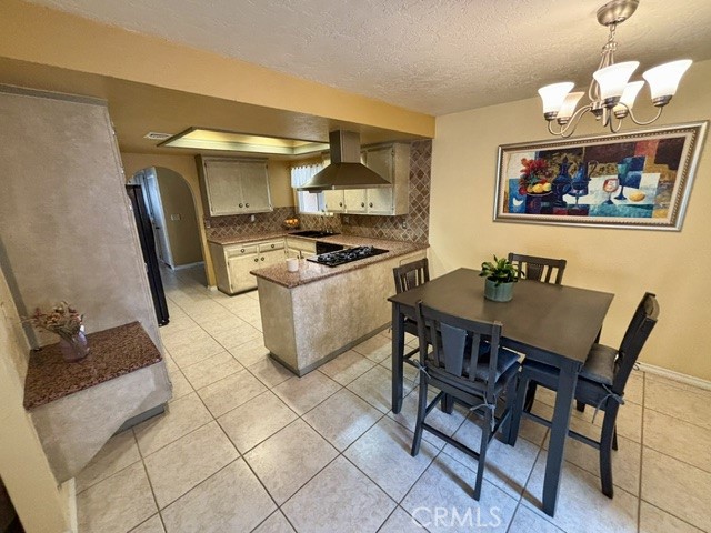 1099 Sullivan Street