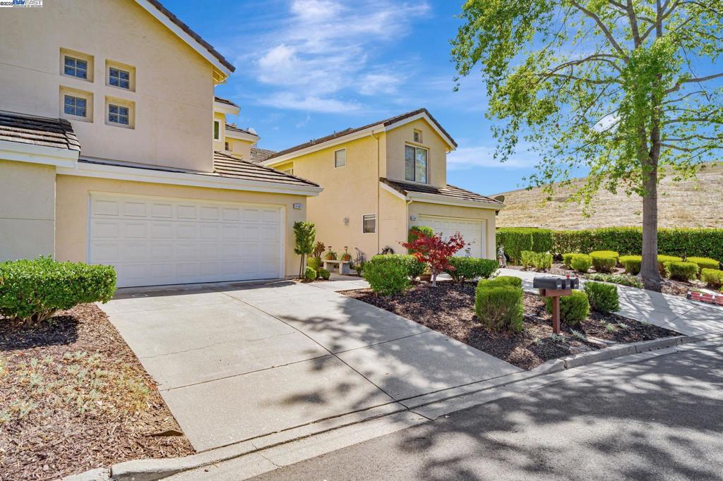 CANY0N LAKES - Residential