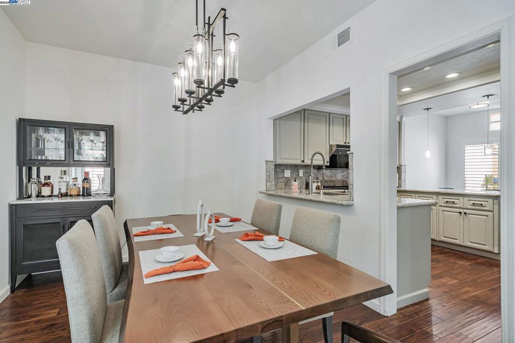 CANY0N LAKES - Residential