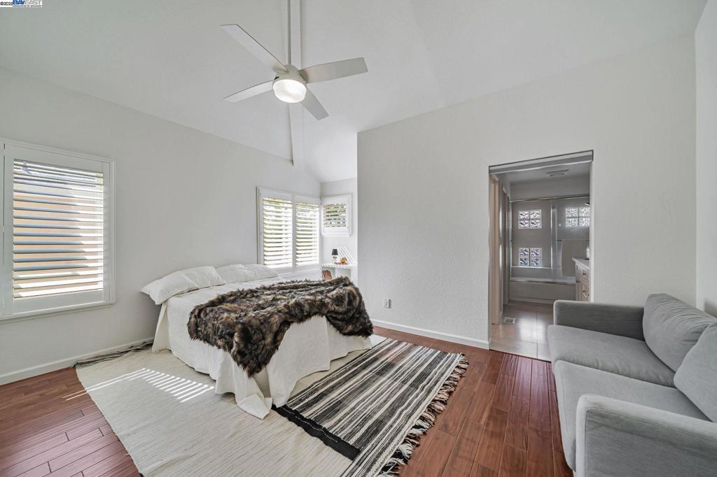 CANY0N LAKES - Residential