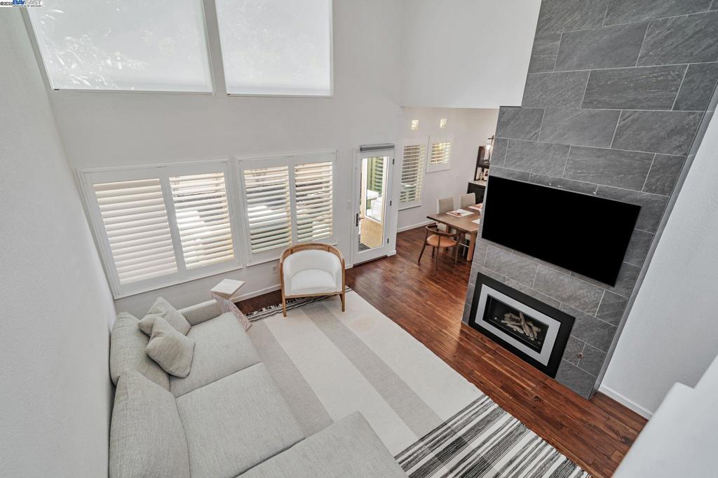 CANY0N LAKES - Residential