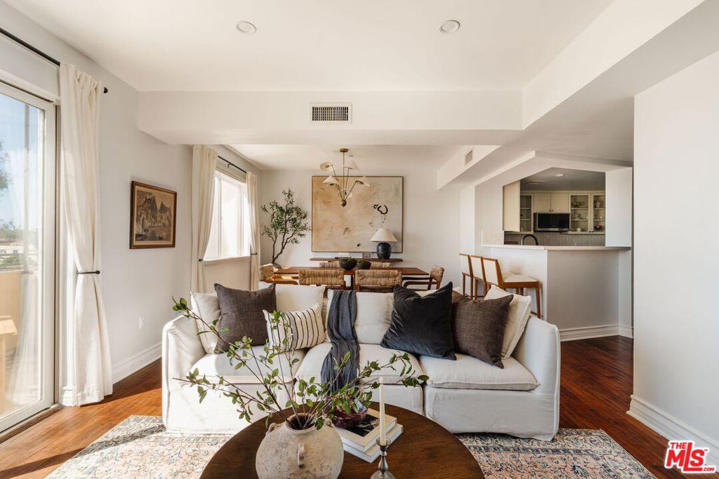 Photo of 8866 Alcott Street #4, Los Angeles, CA 90035 (MLS # 26842445)