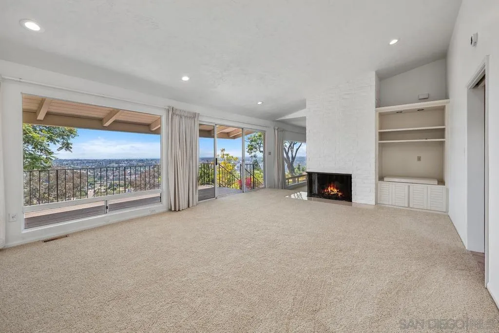 San Diego, California 92120, United States, 3 Bedrooms Bedrooms, ,2 BathroomsBathrooms,Residential,Active,167479