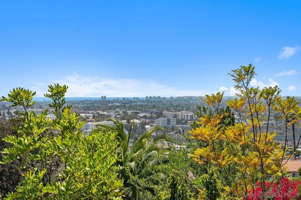 San Diego, California 92120, United States, 3 Bedrooms Bedrooms, ,2 BathroomsBathrooms,Residential,Active,167479