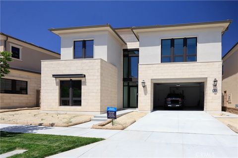 Photo of 446 Ridgecrest, Irvine, CA 92602 (MLS # OC26122558)