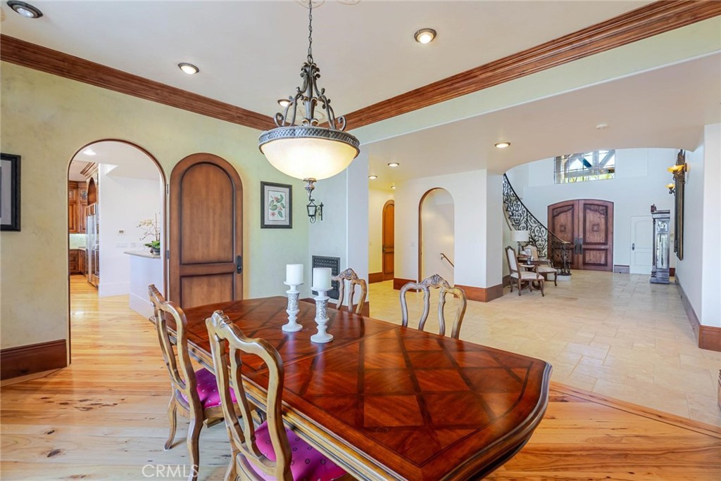 Valencia, California, 91381, United States, 6 Bedrooms Bedrooms, ,11 BathroomsBathrooms,Residential,Active,2007663