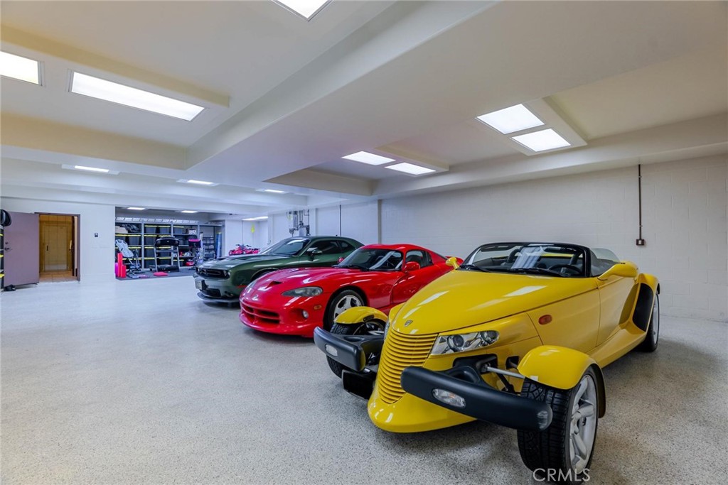 Valencia, California, 91381, United States, 6 Bedrooms Bedrooms, ,11 BathroomsBathrooms,Residential,Active,2007663